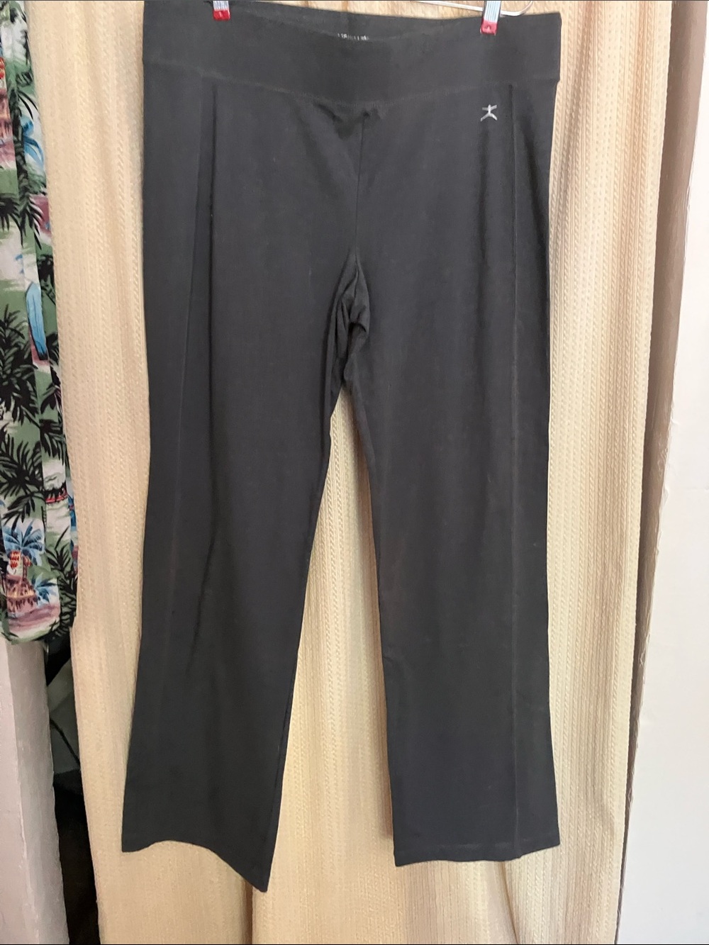 Danskin XL straight leg cotton polyester yoga pants